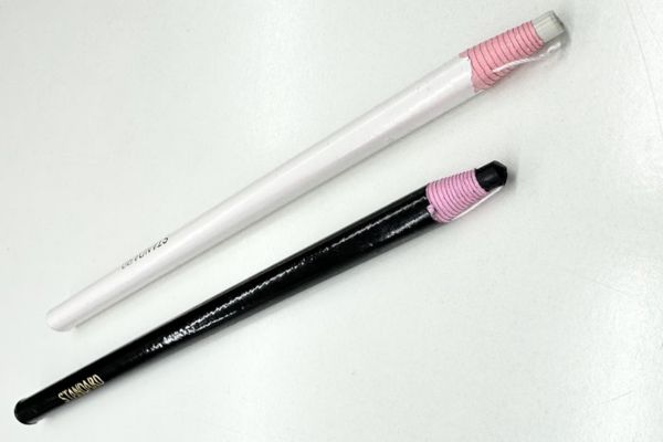 Карандаш БЕЛЫЙ портновский для раскроя ткани самозатачивающийся